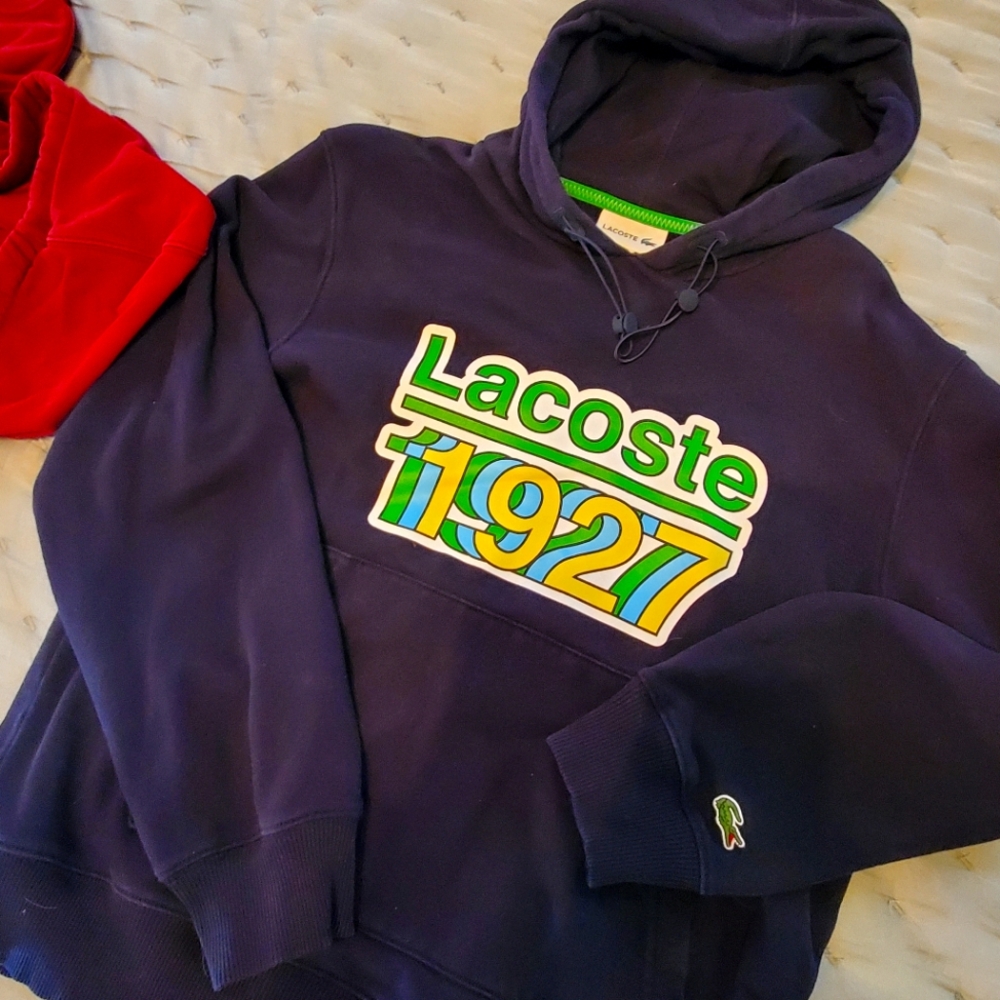 2 Lacoste Retro Logo Hoodies Men's Medium